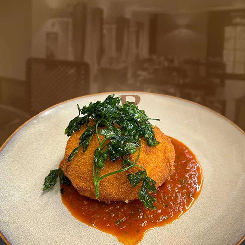 Burrata délicatement panée.